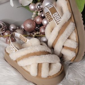 Ugg Disco Cross Genuine Shearling Slide brand New